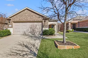 7609 Heritage Dr, Little Elm, TX 76227 - Photo 4