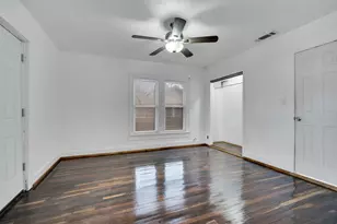 101 E Miller St, Burleson, TX 76028 - Photo 18