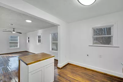 101 E Miller Street, Burleson, TX 76028 - Photo 10