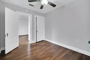 101 E Miller St, Burleson, TX 76028 - Photo 12