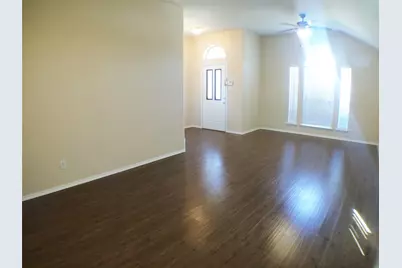 1006 Godwin Avenue, Glenn Heights, TX 75154 - Photo 2