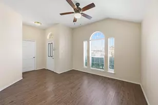 1006 Godwin Ave, Glenn Heights, TX 75154 - Photo 2