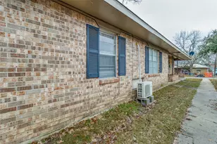 115 N McKown Ave, Sherman, TX 75092 - Photo 4