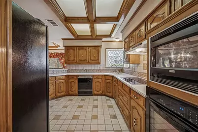 1932 Gardengrove Court, Plano, TX 75075 - Photo 8