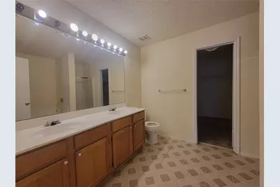 2233 Maple Drive, Little Elm, TX 75068 - Photo 10