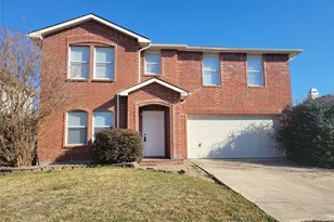 2233 Maple Dr, Little Elm, TX 75068 - Photo 1