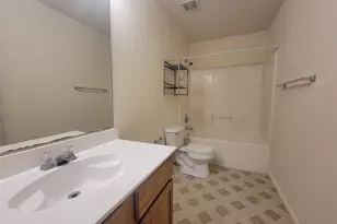 2233 Maple Dr, Little Elm, TX 75068 - Photo 6