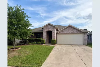 412 Stonecreek Drive, Princeton, TX 75407 - Photo 1