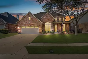 8821 Weston Ln, Lantana, TX 76226 - Photo 2