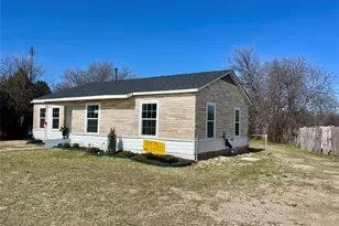 5704 Calloway St, Sansom Park, TX 76114 - Photo 2