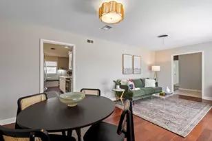 10631 Larchfield Ln, Dallas, TX 75238 - Photo 10