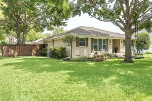 10631 Larchfield Ln, Dallas, TX 75238 - Photo 4