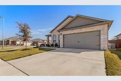 8532 Sandy Park Drive, Fort Worth, TX 76179 - Photo 2