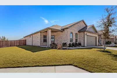 8532 Sandy Park Drive, Fort Worth, TX 76179 - Photo 2