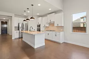 2205 Lexington Wy, Carrollton, TX 75010 - Photo 6