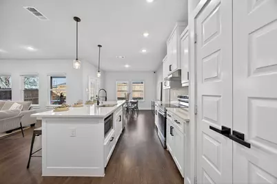 1913 E Myrtle Street, Fort Worth, TX 76104 - Photo 12