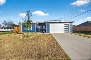 1913 E Myrtle St, Fort Worth, TX 76104 - Photo 6