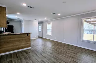 2502 Coyote Trail, Granbury, TX 76048 - Photo 2