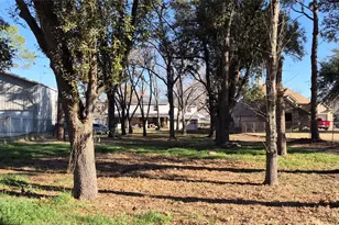 1712 Island Village Ct, Granbury, TX 76048 - Photo 10