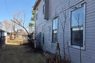 1712 Island Village Ct, Granbury, TX 76048 - Photo 6