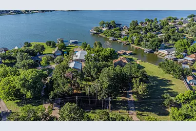 1712 Island Village Court, Granbury, TX 76048 - Photo 24