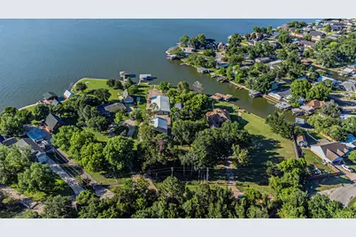 1712 Island Village Court, Granbury, TX 76048 - Photo 26