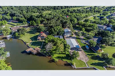 1712 Island Village Court, Granbury, TX 76048 - Photo 22