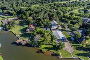 1712 Island Village Ct, Granbury, TX 76048 - Photo 22