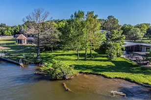 1712 Island Village Ct, Granbury, TX 76048 - Photo 16