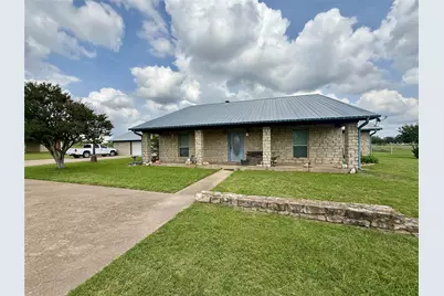302 Poplar Street, Hico, TX 76457 - Photo 1