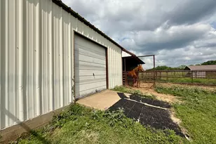 302 Poplar St, Hico, TX 76457 - Photo 14