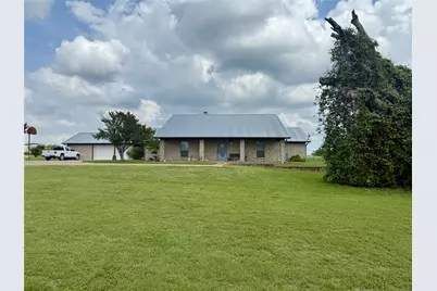 302 Poplar Street, Hico, TX 76457 - Photo 2