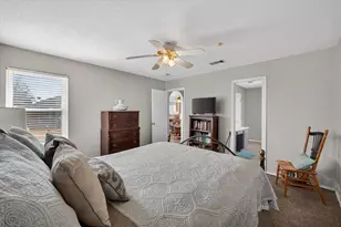 531 Hollyberry Dr, Mansfield, TX 76063 - Photo 26