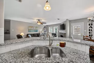 531 Hollyberry Dr, Mansfield, TX 76063 - Photo 24