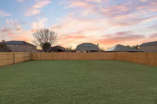 620 S Heights Dr, Crowley, TX 76036 - Photo 30