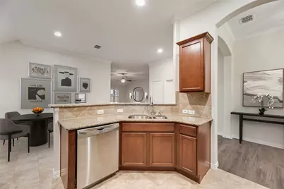 620 S Heights Drive, Crowley, TX 76036 - Photo 8