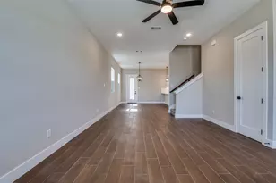 708 Perry Ave, Waxahachie, TX 75165 - Photo 6