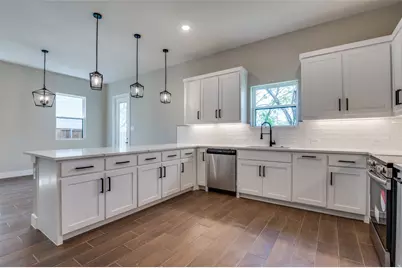 708 Perry Avenue, Waxahachie, TX 75165 - Photo 12