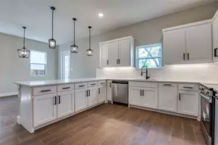 708 Perry Ave, Waxahachie, TX 75165 - Photo 12