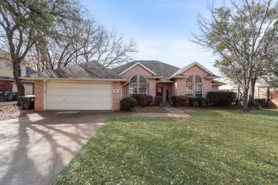 6200 Pennsylvania Avenue, Arlington, TX 76017 - Photo 2