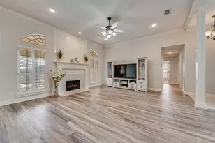 6200 Pennsylvania Ave, Arlington, TX 76017 - Photo 10