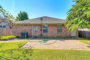 809 Birkhill Trail, Arlington, TX 76001 - Photo 14