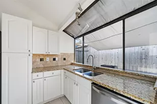 18040 Midway Rd, Dallas, TX 75287 - Photo 8