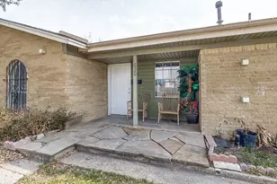 630 E Oates Rd, Garland, TX 75043 - Photo 4