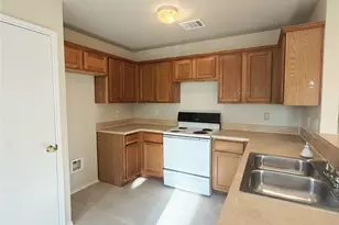 715 Hallvale Dr, White Settlement, TX 76108 - Photo 6