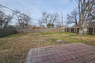 1002 Highland Dr, Grand Prairie, TX 75051 - Photo 26