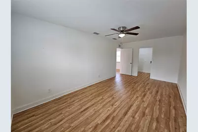 1002 Highland Drive, Grand Prairie, TX 75051 - Photo 14