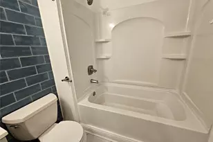 1002 Highland Dr, Grand Prairie, TX 75051 - Photo 22