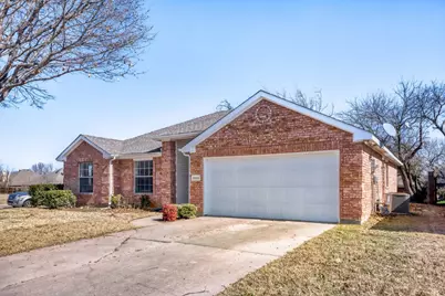 8206 Sundeck Street, Frisco, TX 75035 - Photo 2