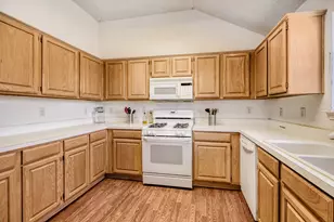 8206 Sundeck St, Frisco, TX 75035 - Photo 10